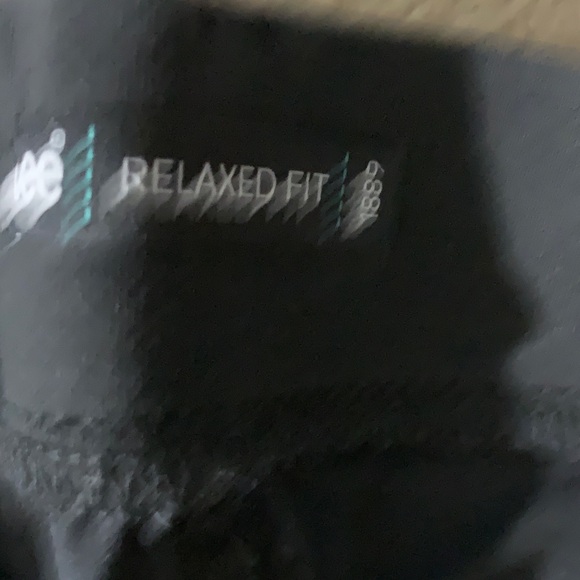 Lee Black Cargo Pants for Women 2 Pair one Black 1 Brown. $6.00 for Both - Picture 7 of 10